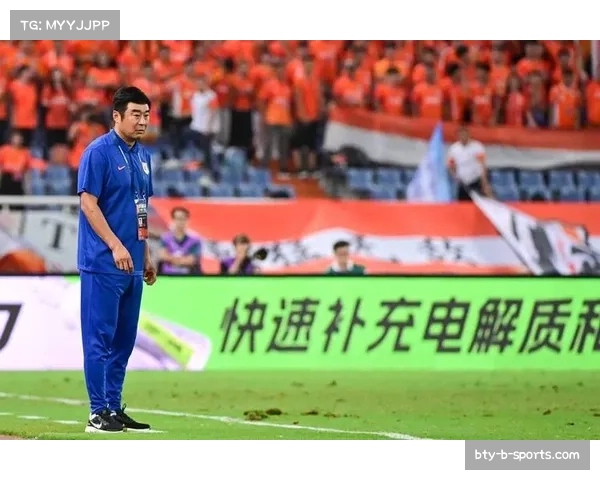 鲁能战平海牛引发默契球质疑韩鹏是否放水成球迷热议焦点 鲁能战平海牛引发默契球质疑韩鹏是否放水成球迷热议焦点