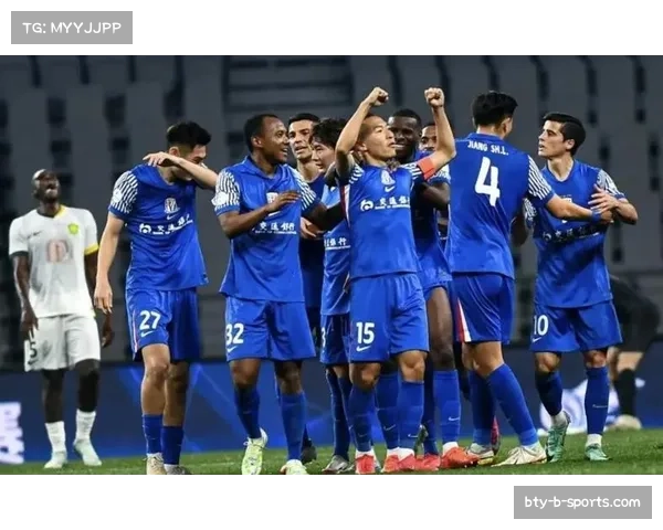 北京国安上海申花京沪大战 六万四千观众见证传统对决 北京国安上海申花京沪大战 六万四千观众见证传统对决